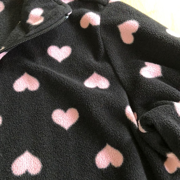 Children’s Place girl’s sweatshirt. - Picture 5 of 6